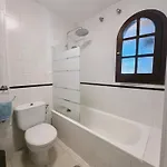 El Paraiso, 1 Bedroom 300m From The Sea