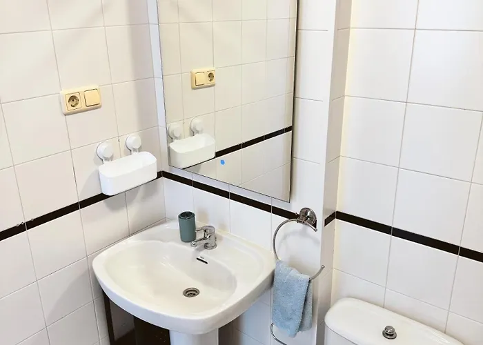 El Paraiso, 1 Bedroom 300m From The Sea * Torrevieja